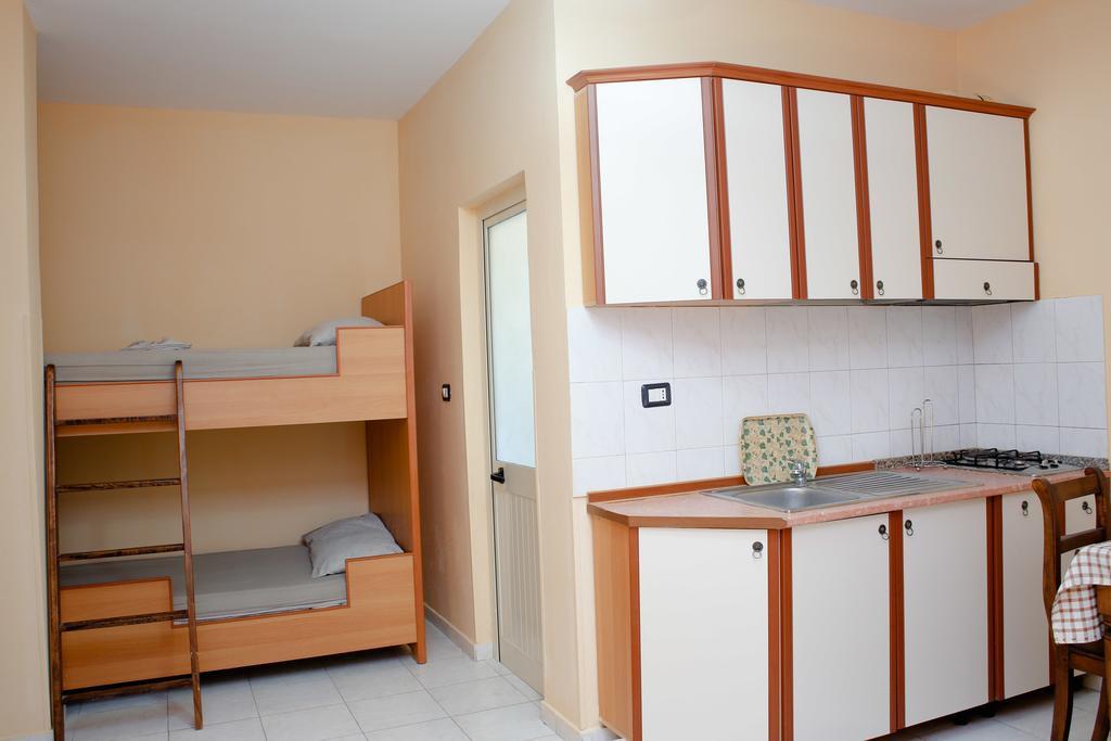 Apartments Bella Vista Дуррес Экстерьер фото