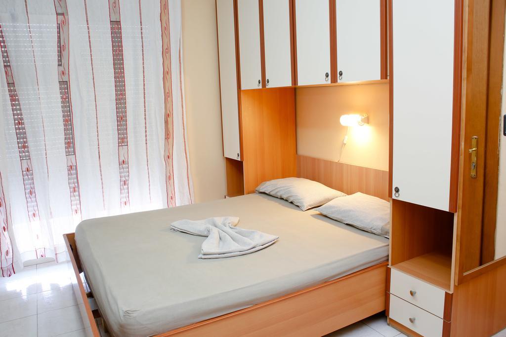 Apartments Bella Vista Дуррес Экстерьер фото